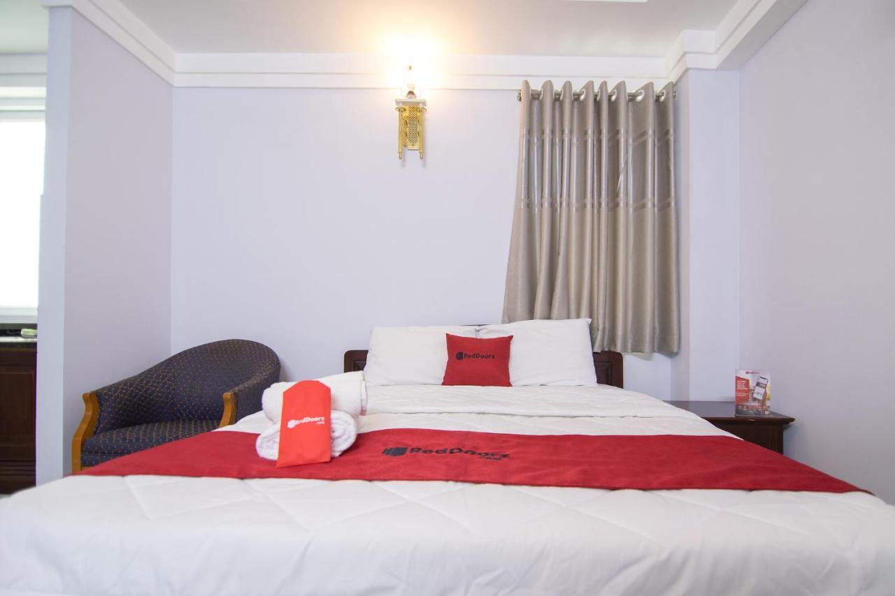 Reddoorz Near Hoa Lu Stadium TP. Hồ Chí Minh Ngoại thất bức ảnh