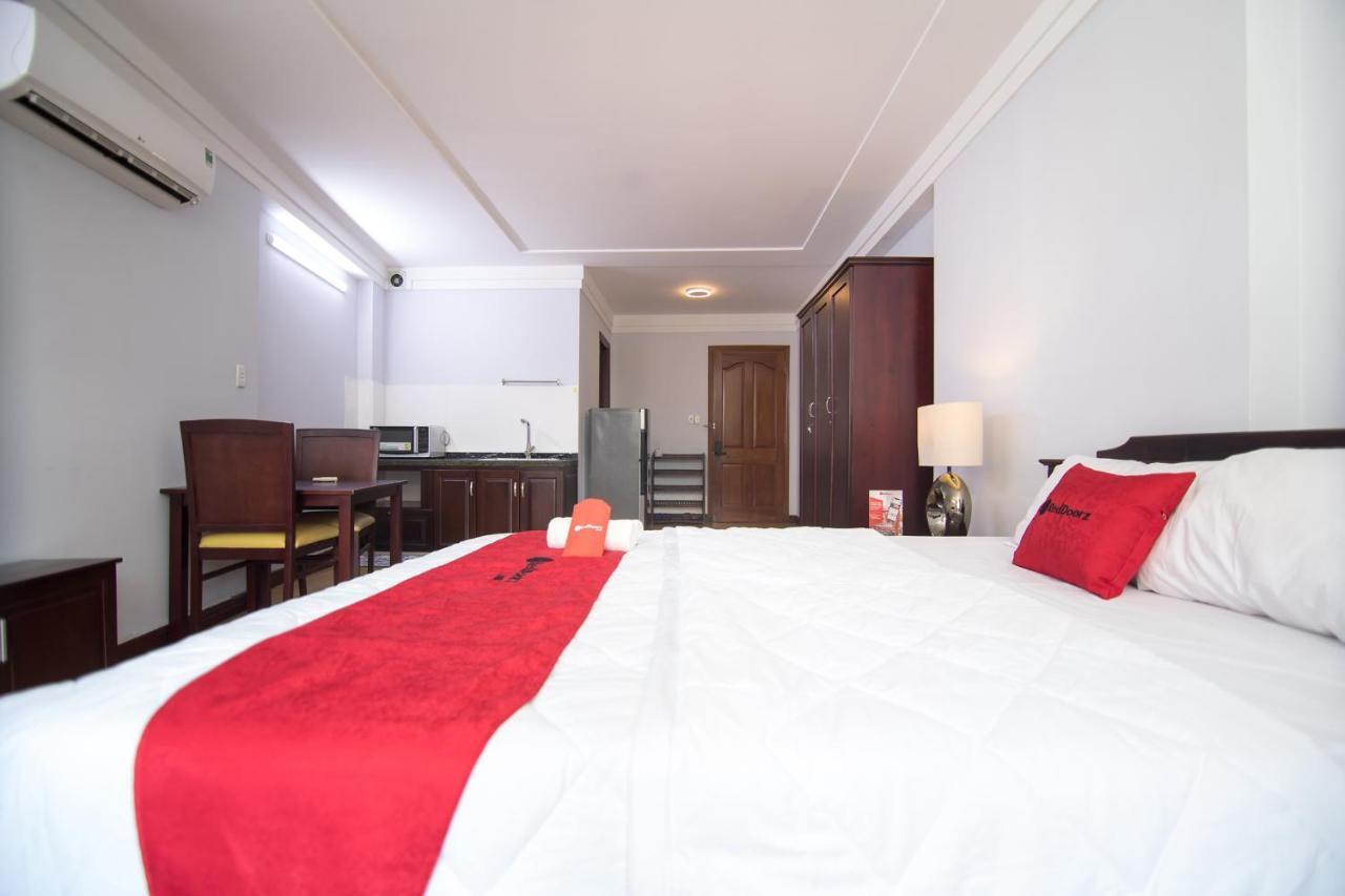 Reddoorz Near Hoa Lu Stadium TP. Hồ Chí Minh Ngoại thất bức ảnh