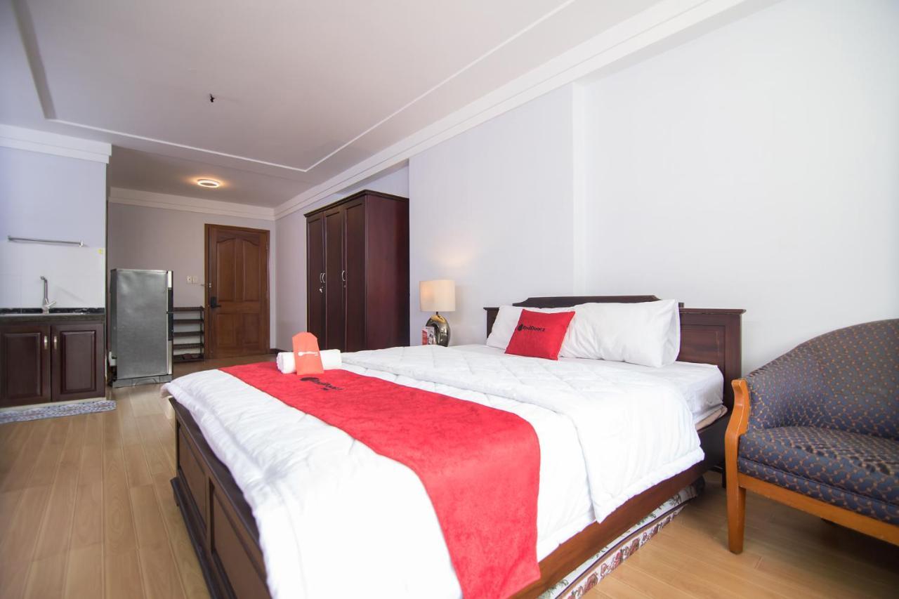 Reddoorz Near Hoa Lu Stadium TP. Hồ Chí Minh Ngoại thất bức ảnh